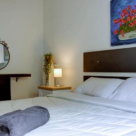 Sunny All Day Apartment Near Athens City Center Exterior foto